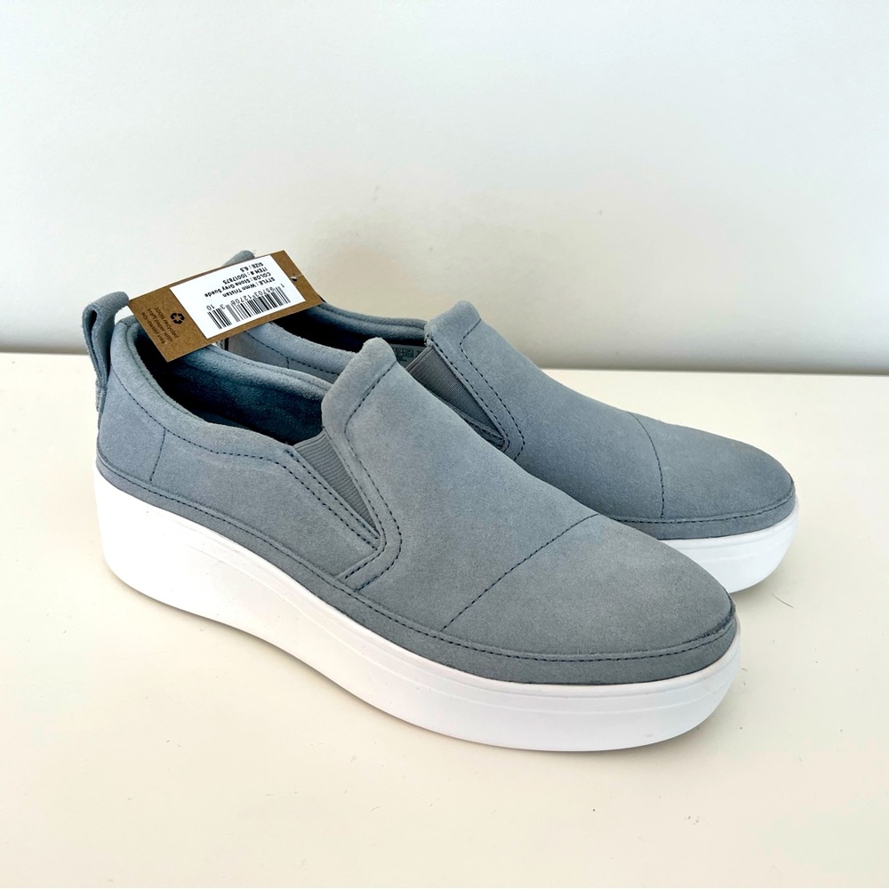 NWT Toms Tristan Slip-On Sneaker, size 6.5, Grey